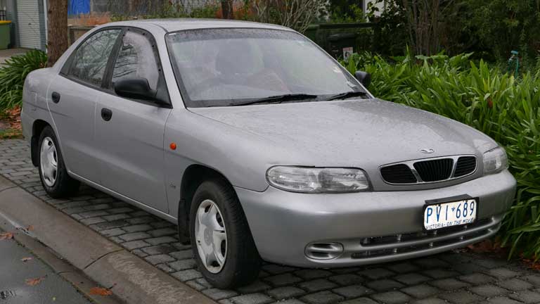 Автомобиль daewoo nubira