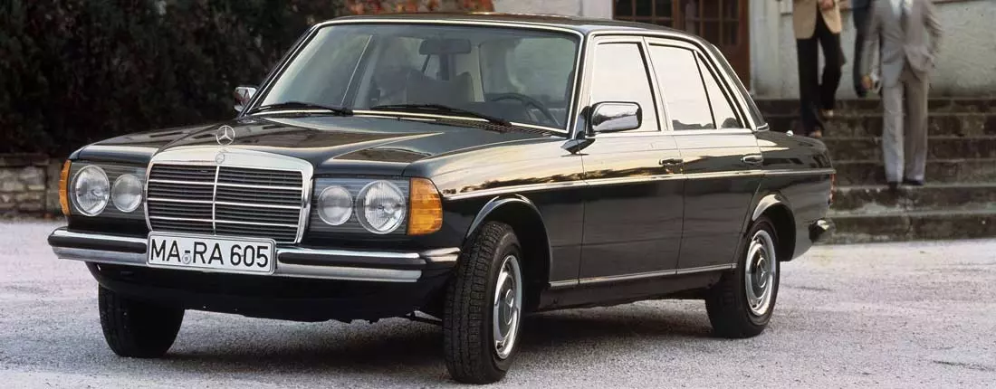 https://www.autoscout24.de/assets/auto/images/model/mercedes-benz/mercedes-w123/mercedes-w123-l-01.webp