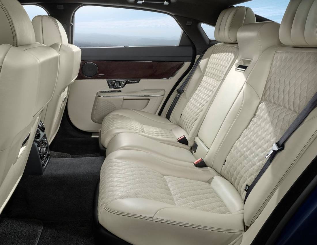 jaguar-xj-seats