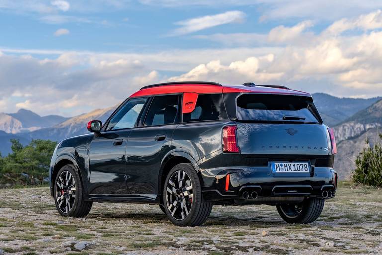 mini-jcw-countryman-2024-heck