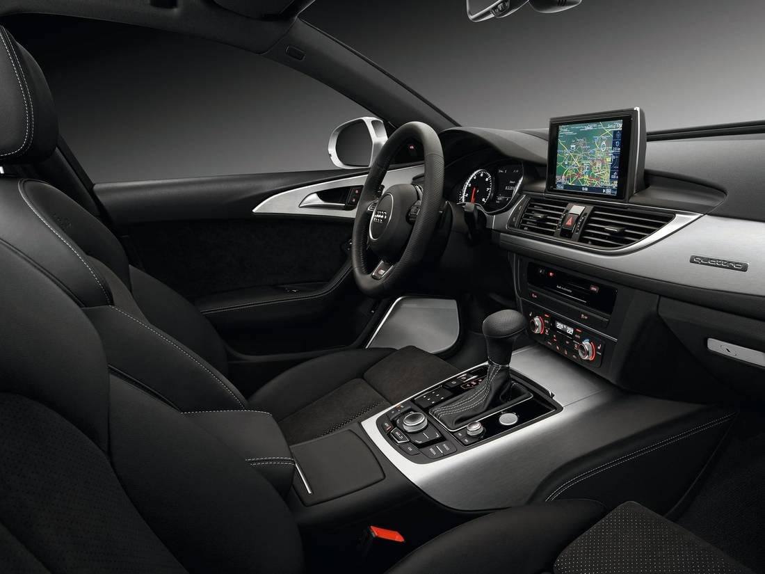 Audi-A6 Avant-2012-1600-4d