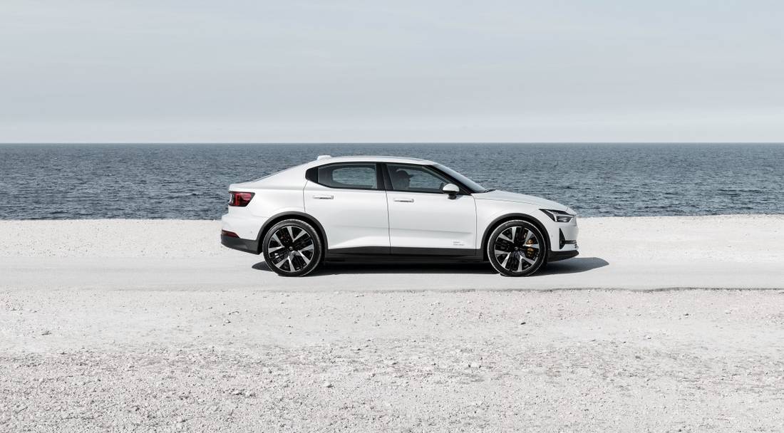 polestar-2-side