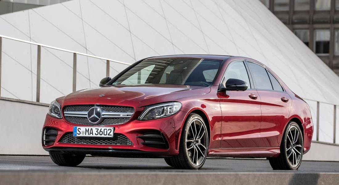 Mercedes-Benz-C43_AMG_4Matic-2019