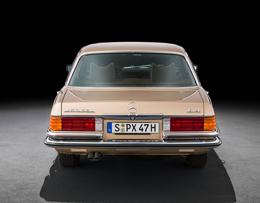 mercedes-benz-450-back