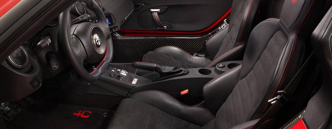 alfa-romeo-4c-interieur