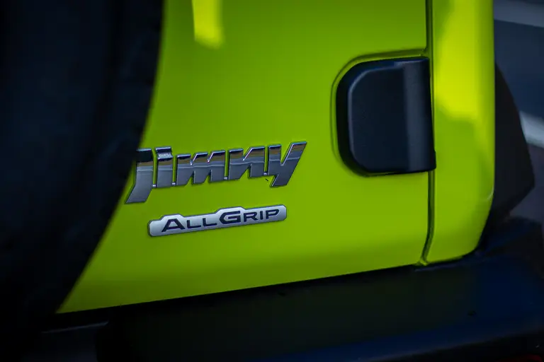 Suzuki Jimny Zweisitzer (2021) Test: Rabauke fürs Gelände - firmenauto