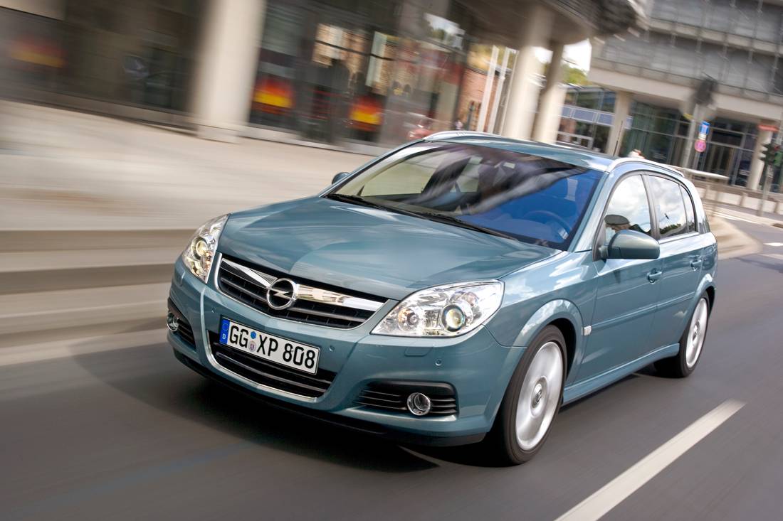 Opel Astra J Sports Tourer 1.4 Energy KLIMA / PDC / TEMPOMAT gebraucht  kaufen in Singen Preis 11580 eur - Int.Nr.: SI-1804 VERKAUFT
