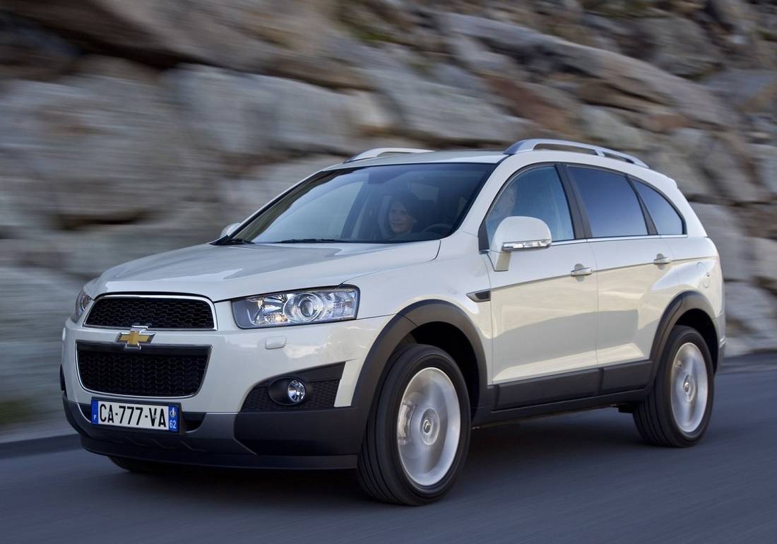 Chevrolet Captiva Side