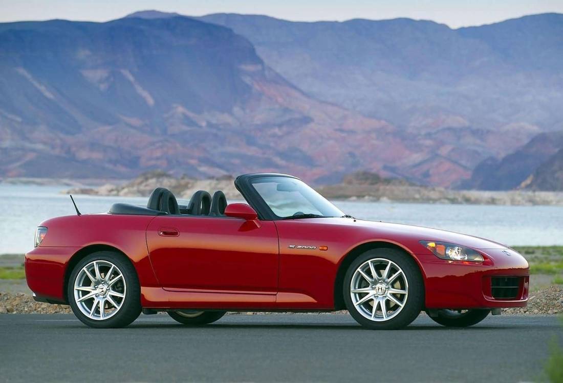 honda-s2000-red-side