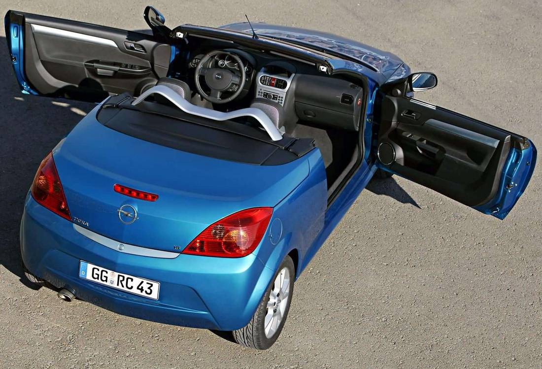 Der neue Opel Tigra TwinTop bietet Cabrio- und Coupé-Fahrspaß für Zwei /