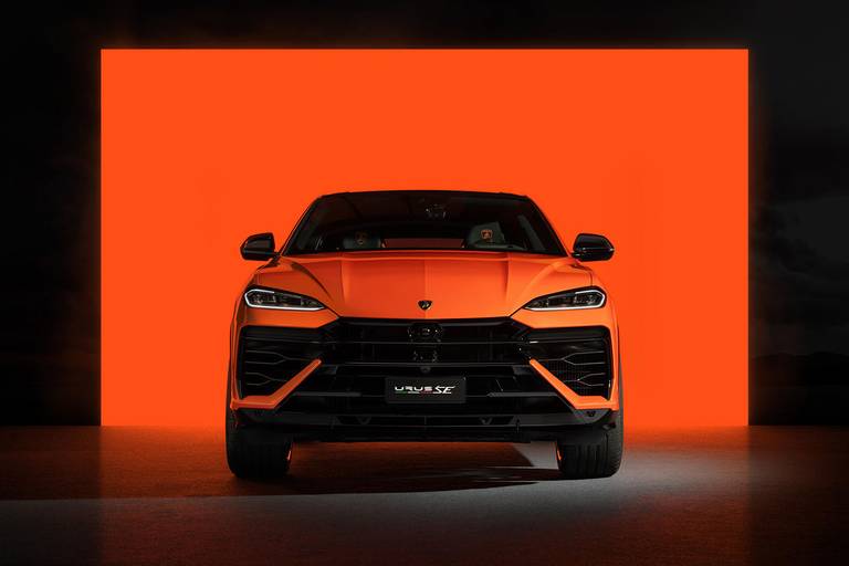 Urus Front