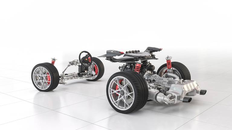  Der Einbau des 500 PS starken GT3-Motors in den 718 Spyder RS gelang nur mit großem technischen Aufwand. Die Prozessluft wird über die Einlässe direkt hinter Fahrer- und Beifahrer angesaugt.