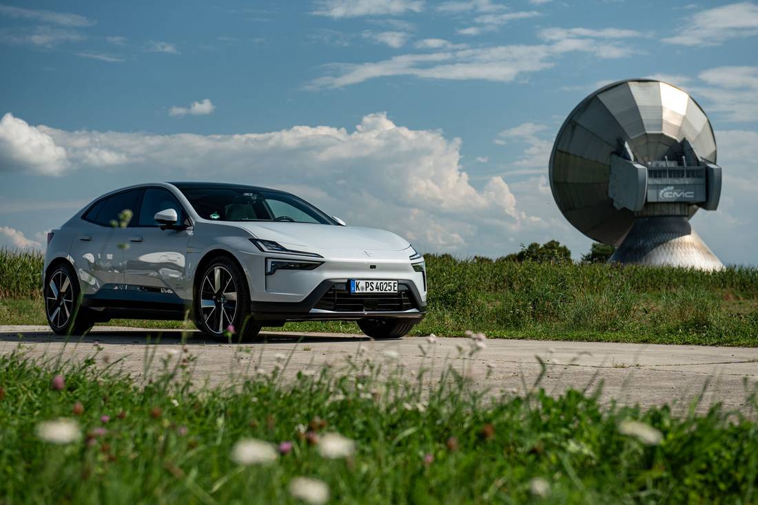 Erster Test Polestar 4: So fährt das SUV-Coupé ohne Heckscheibe