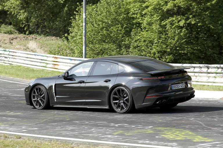 Porsche Panamera 005