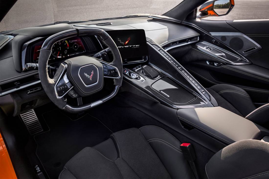 corvette-z06-interior