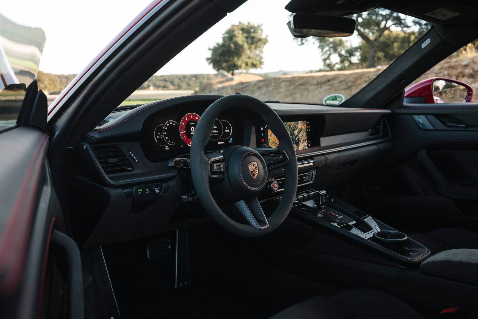 Porsche 911 GTS T-Hybrid - Cockpit
